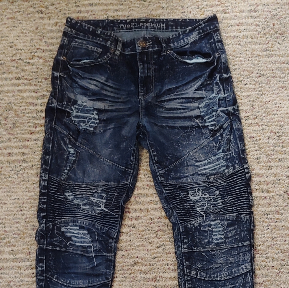Rue21 Premium Distressed Ripped Jeans Mens 30X32